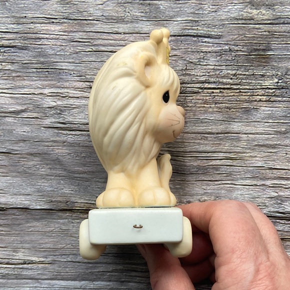 Vintage Precious Moments Birthday Train 5th Birthday Lion with Box - Picture 6 of 14